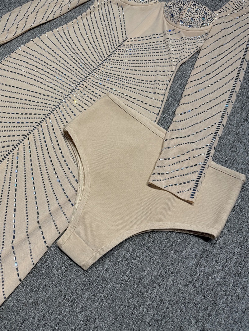 Luxury Crystals Beige Women Pr - огляд і ціна Women Luxury Formal Wear