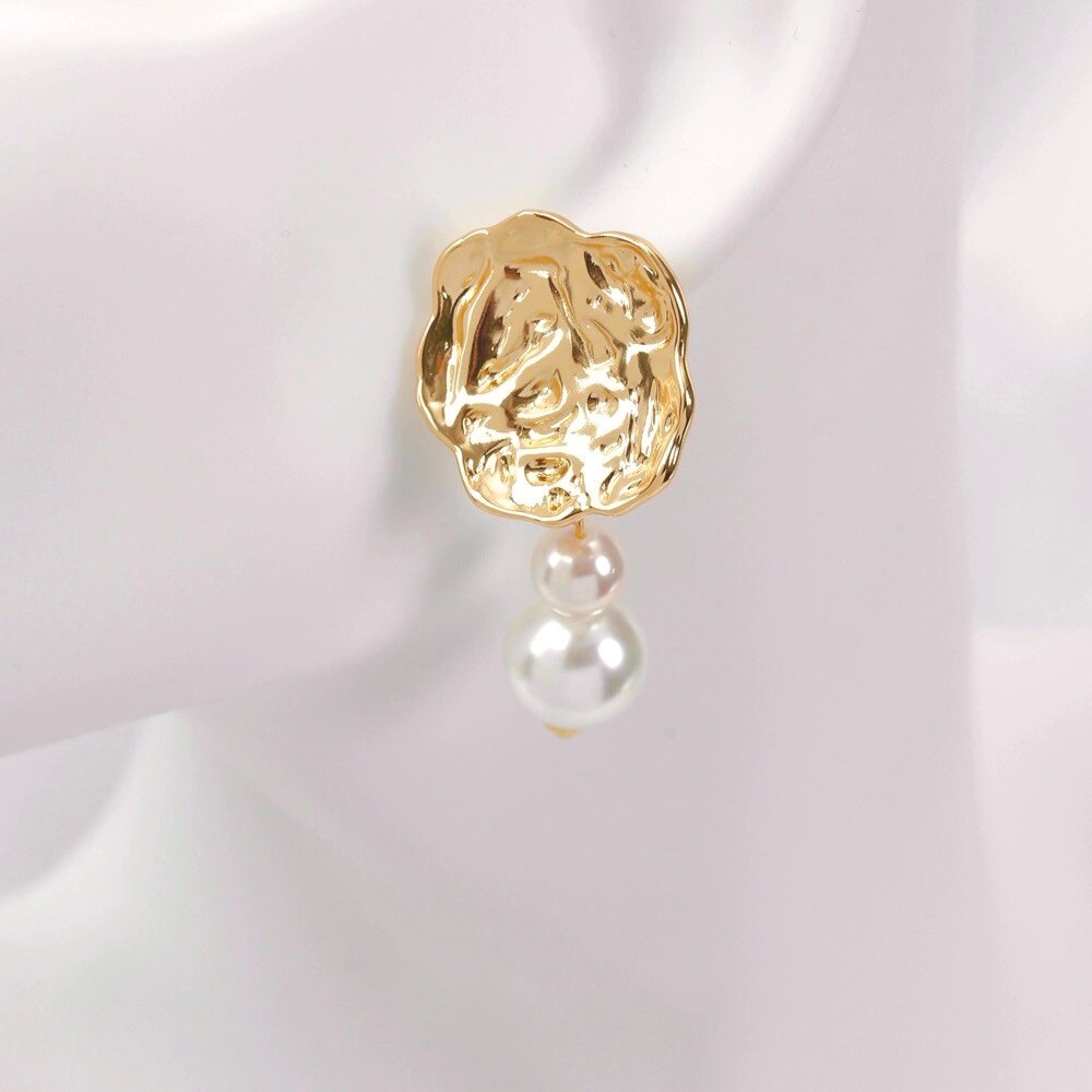 2pcs 18K Gold-Plated Pleated F - огляд і ціна Pearl Earring Stud