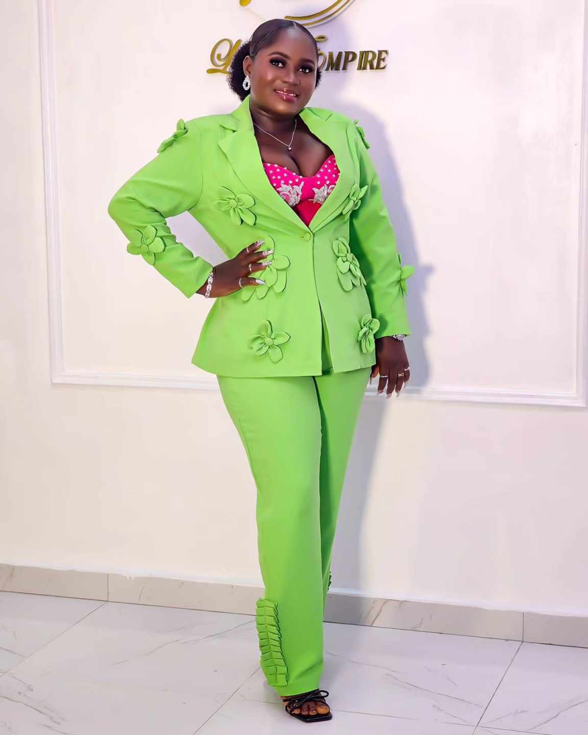 Plus Size Green Women Blazer S - огляд і ціна Women Formal Wear For Plus Size