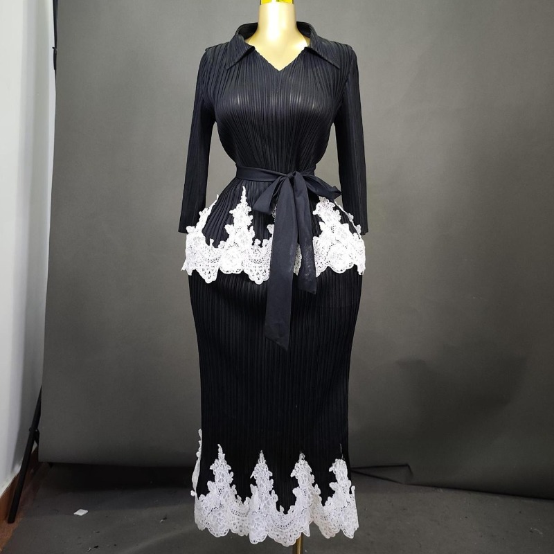 Miyake Pleated Middle Eastern  - огляд і ціна Pencil Skirt Midi