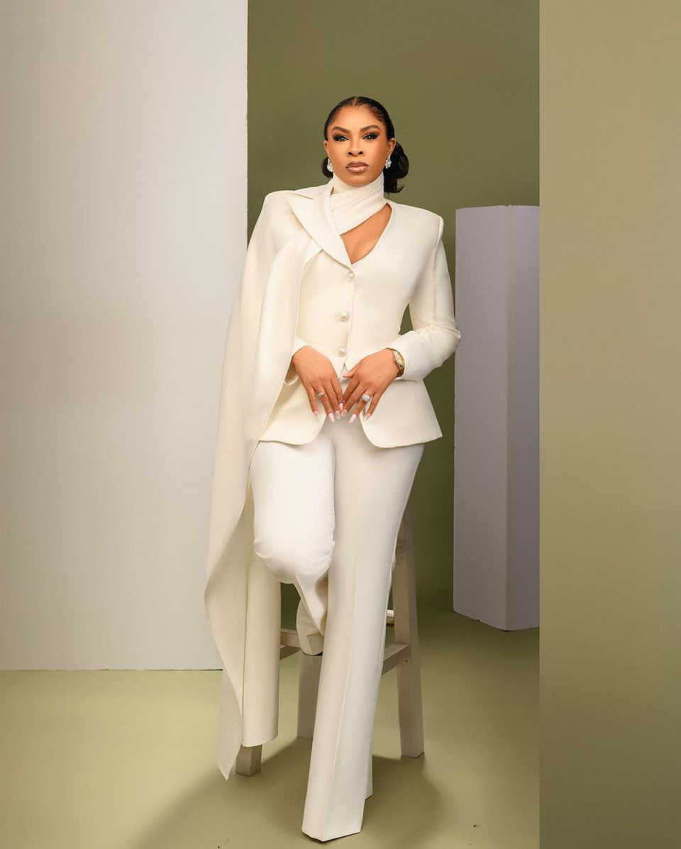 Designer Women Pants Suits Cus - огляд і ціна Women Formal Wear With Tie